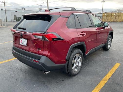 2025 Toyota RAV4 Hybrid XLE