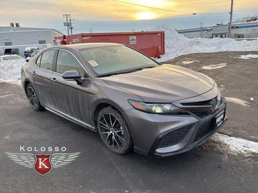 2024 Toyota Camry SE