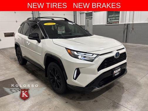 2022 Toyota RAV4 Hybrid SE