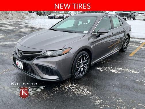 2023 Toyota Camry SE