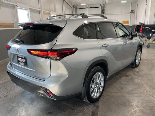 2024 Toyota Highlander Limited