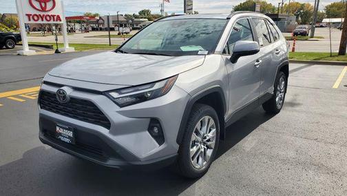 2025 Toyota RAV4 XLE Premium