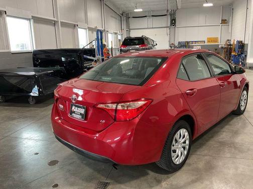 Barcelona Red Metallic 2018 Toyota Corolla LE