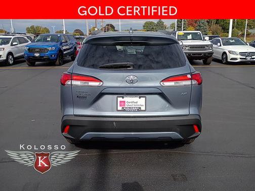 2024 Toyota Corolla Cross LE