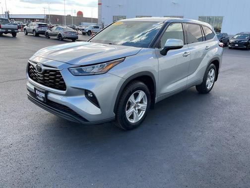 2020 Toyota Highlander LE