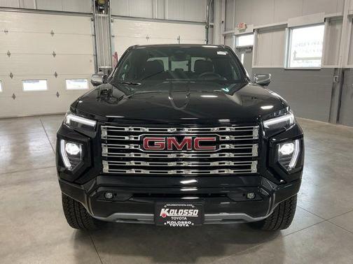 Onyx Black 2024 GMC Canyon Denali