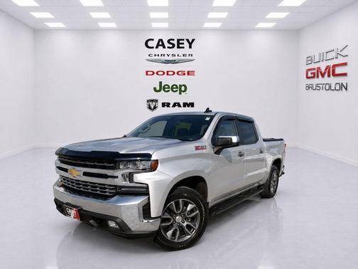 Silver Ice Metallic 2019 Chevrolet Silverado 1500 LT