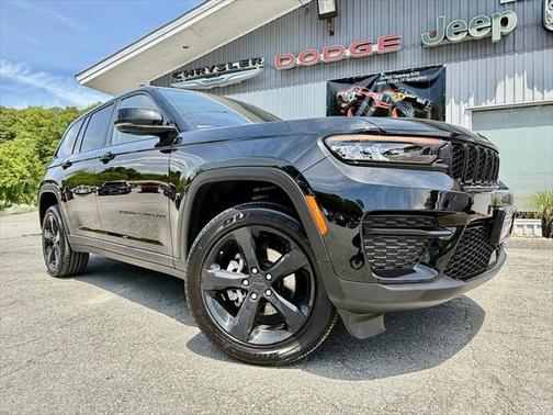 2025 Jeep Grand Cherokee Altitude