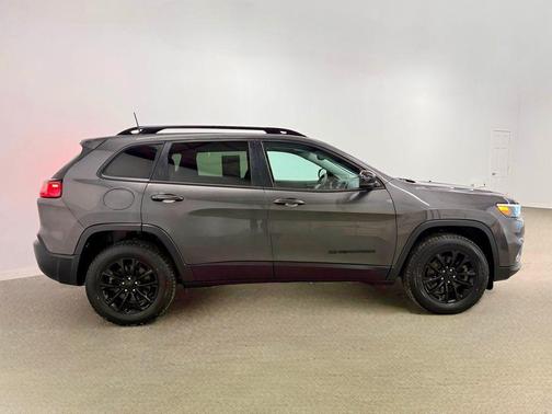 2023 Jeep Cherokee Altitude