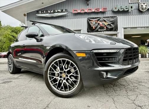 2018 Porsche Macan Base