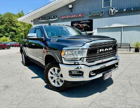 2019 RAM 2500 Limited Crew Cab 4x4 6'4' Box