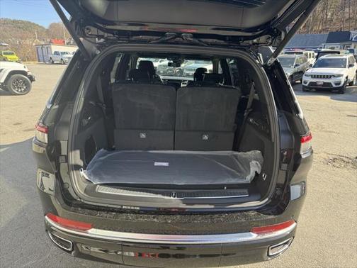 2025 Jeep Grand Cherokee L Summit Reserve
