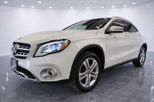 Polar White 2020 Mercedes-Benz GLA 250 4MATIC