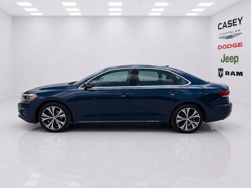 Tourmaline Blue Metallic 2021 Volkswagen Passat 2.0T SE