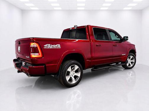 Delmonico Red Pearlcoat 2021 RAM 1500 Laramie