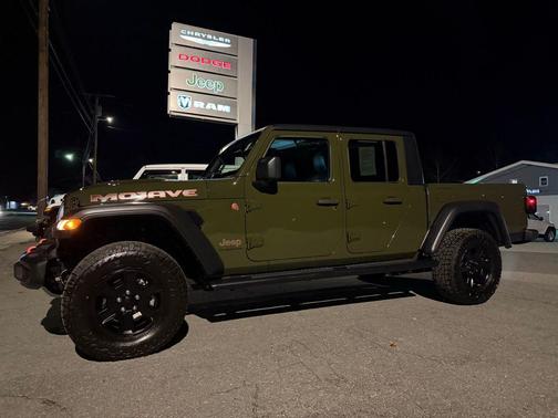2022 Jeep Gladiator Mojave 4x4
