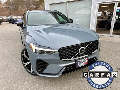 2022 Volvo XC60 Recharge Plug-In Hybrid T8 R-Design