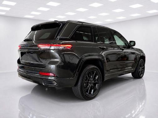 Rocky Mountain Pearlcoat 2024 Jeep Grand Cherokee 4xe Anniversary Edition