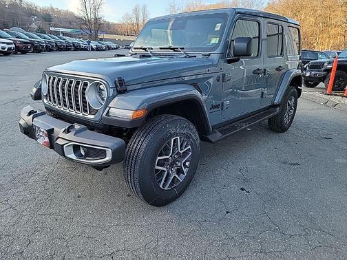 2026 Jeep Wrangler 4-Door Sahara 4x4