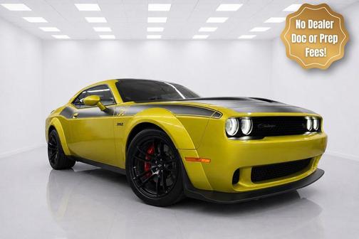 Gold Rush 2021 Dodge Challenger R/T Scat Pack Widebody