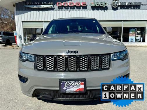 2022 Jeep Grand Cherokee Laredo