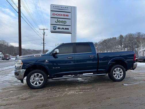 2021 RAM 2500 Laramie Crew Cab 4x4 6'4' Box