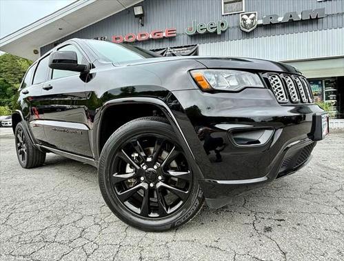 2022 Jeep Grand Cherokee Laredo