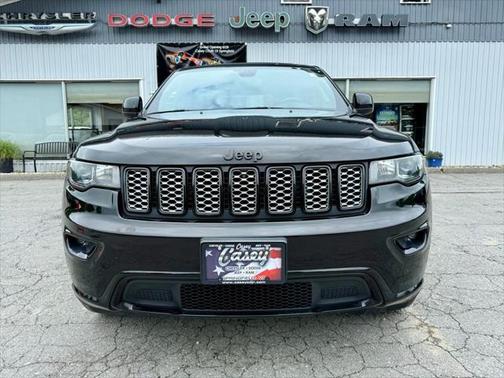 2022 Jeep Grand Cherokee Laredo