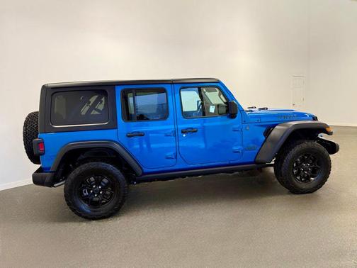 2024 Jeep Wrangler 4xe Willys