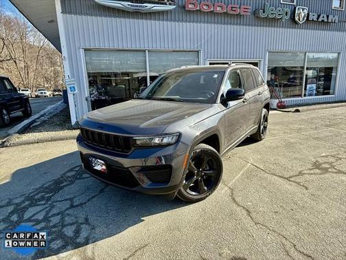 2022 Jeep Grand Cherokee Altitude