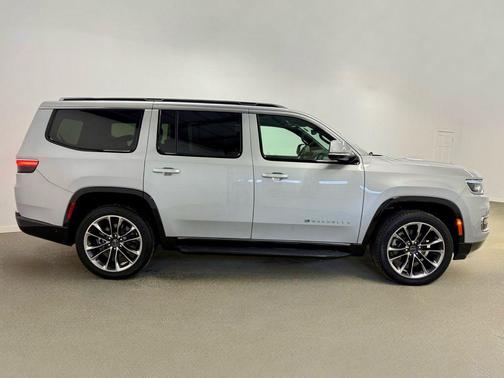 2022 Jeep Wagoneer Series II 4x4