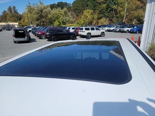 Bright White Clearcoat 2026 RAM 1500 Big Horn/Lone Star