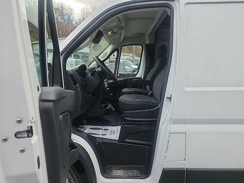 2025 RAM ProMaster 2500 Tradesman