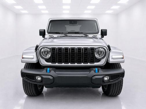 Silver Zynith Clearcoat 2024 Jeep Wrangler 4xe Sport S