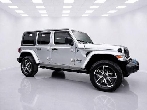 Silver Zynith Clearcoat 2024 Jeep Wrangler 4xe Sport S
