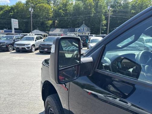 2025 RAM 2500 Tradesman Crew Cab 4x4 8' Box