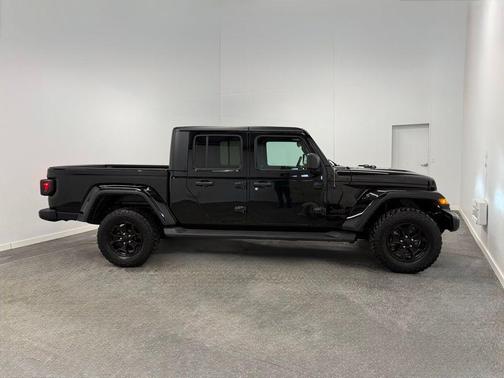 2022 Jeep Gladiator Willys 4x4