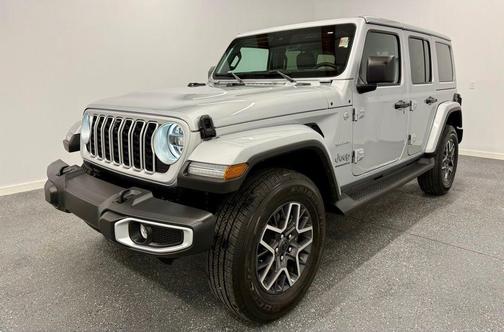 2024 Jeep Wrangler 4-Door Sahara 4x4