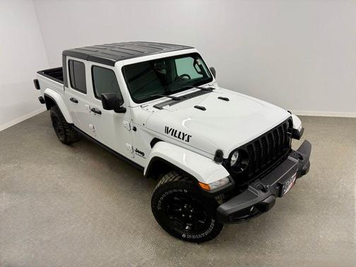 2021 Jeep Gladiator Willys 4x4