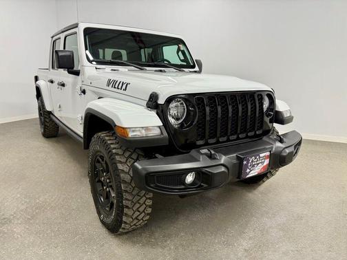 2021 Jeep Gladiator Willys 4x4