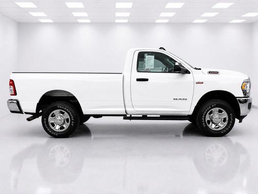 Bright White Clearcoat 2021 RAM 2500 Tradesman Regular Cab 4x4 8' Box