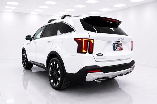 Glacial White Pearl 2024 Kia Sorento SX