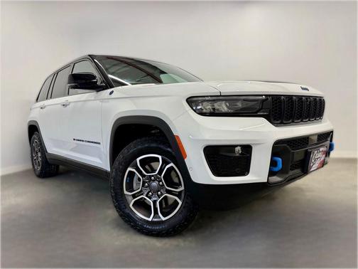 2023 Jeep Grand Cherokee 4xe Trailhawk