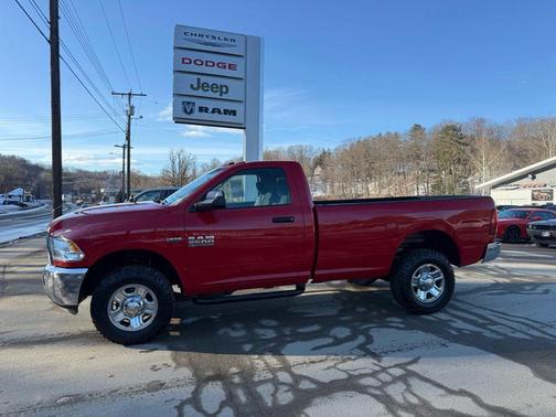 2018 RAM 2500 Tradesman Regular Cab 4x4 8' Box