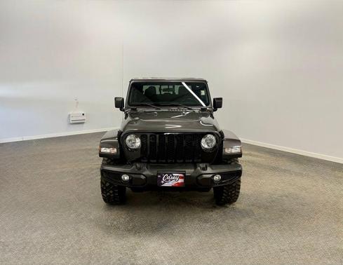 2022 Jeep Gladiator Willys 4x4