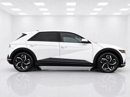 Atlas White 2024 Hyundai IONIQ 5 SEL