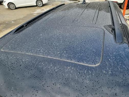 Diamond Black Crystal Pearlcoat 2026 Jeep Grand Cherokee Altitude