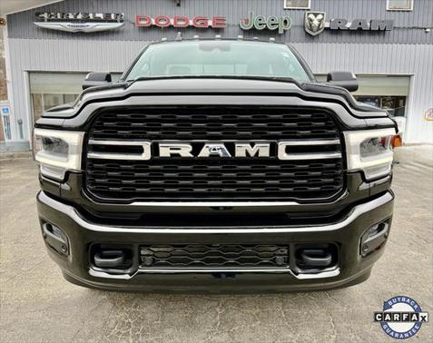 2022 RAM 2500 Big Horn Regular Cab 4x4 8' Box