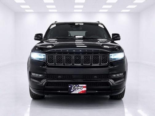 Diamond Black Crystal Pearlcoat 2022 Jeep Grand Wagoneer Series II Obsidian 4x4