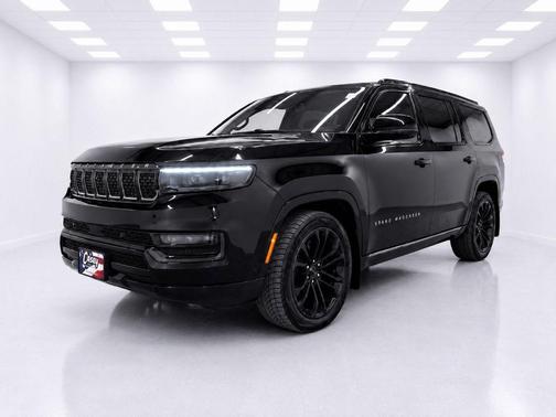 Diamond Black Crystal Pearlcoat 2022 Jeep Grand Wagoneer Series II Obsidian 4x4
